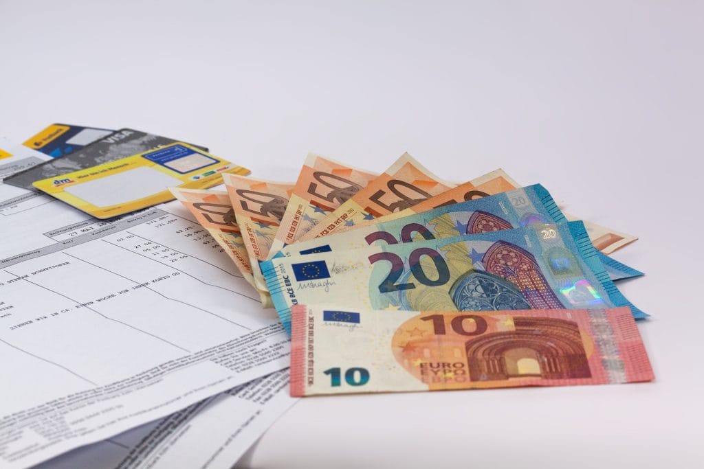 Geld Überweisung
