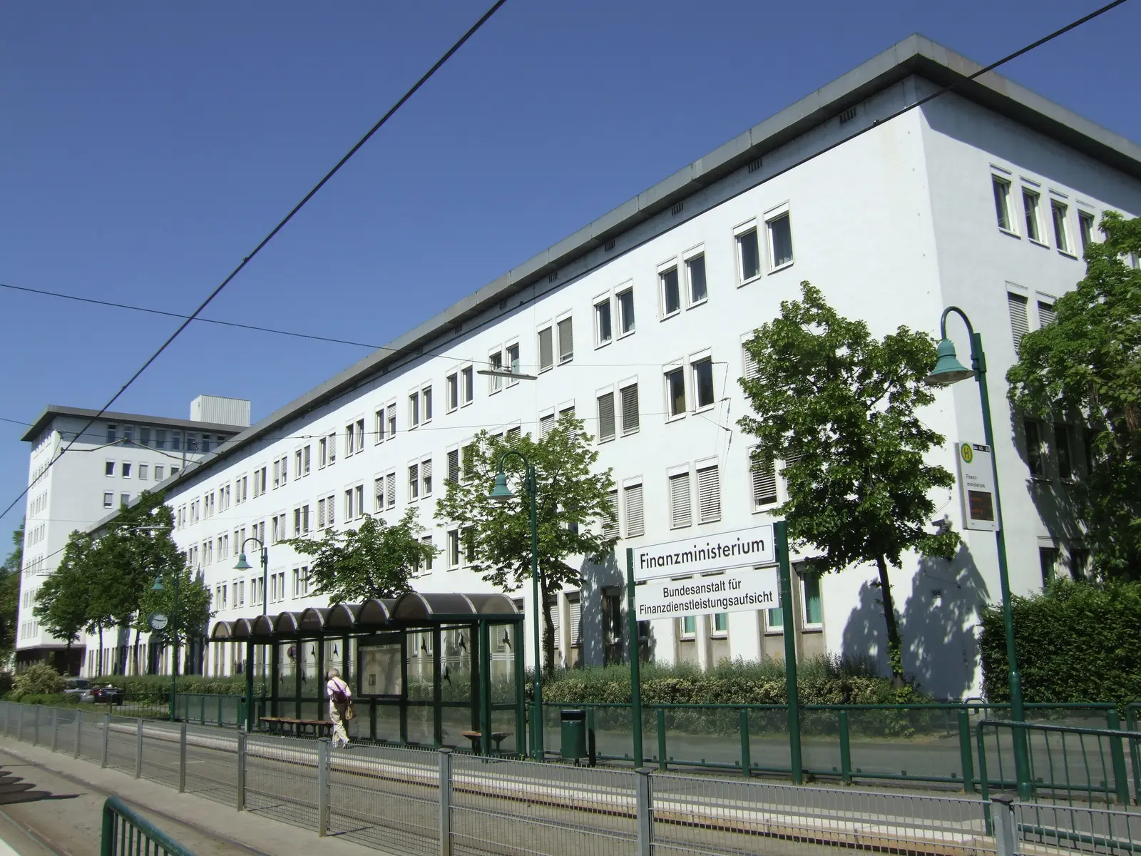 Außenansicht des Dienstgebäudes der Bundesanstalt für Finanzdienstleistungsaufsicht (BaFin) in Frankfurt am Main.