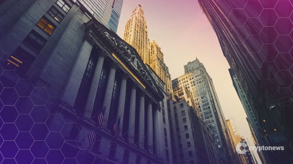 Coinbase kuvituksena new yorkin pörssirakennus.