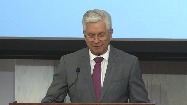 Waller, durante il discorso di apertura alla conferenza