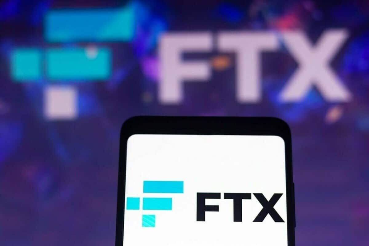 Millions in Altcoins Sent from FTX and Alameda Research Wallets to Exchanges