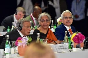 RBI Governor Remains Critical of Crypto, Says World Can Not Take Crypto Mania Like Tulip Mania