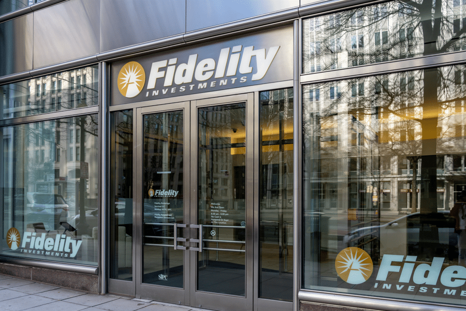 Fidelity Investments Office / Source: Adobe