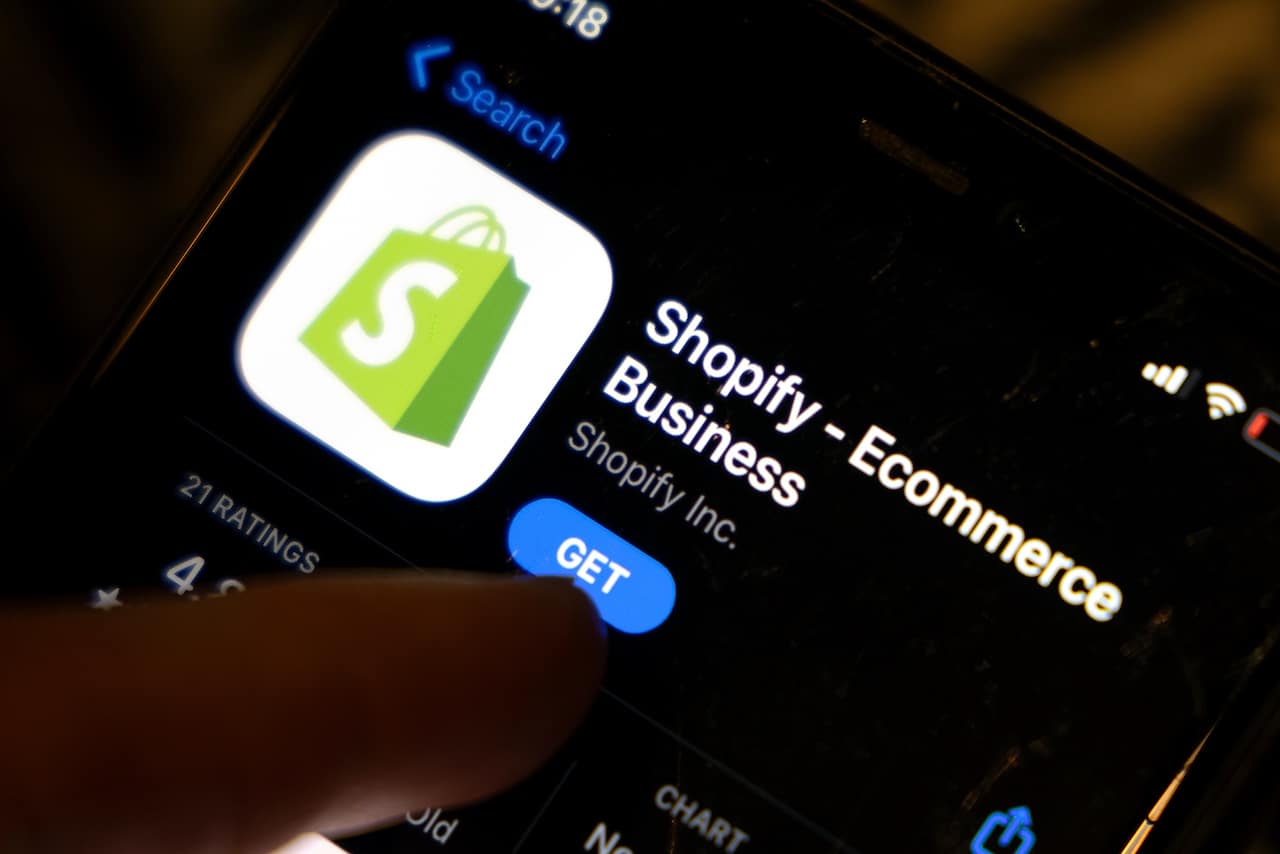Shopify app on phone