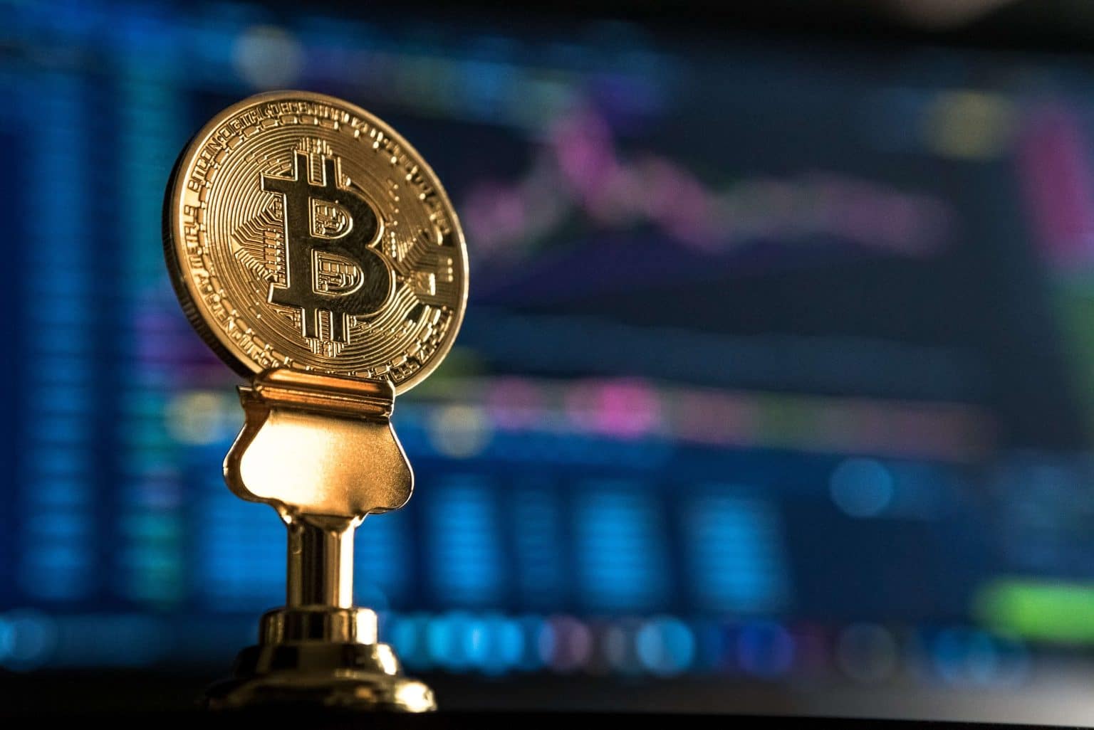 Spot Bitcoin ETF Analysts Eye January 10th Approval Deadline