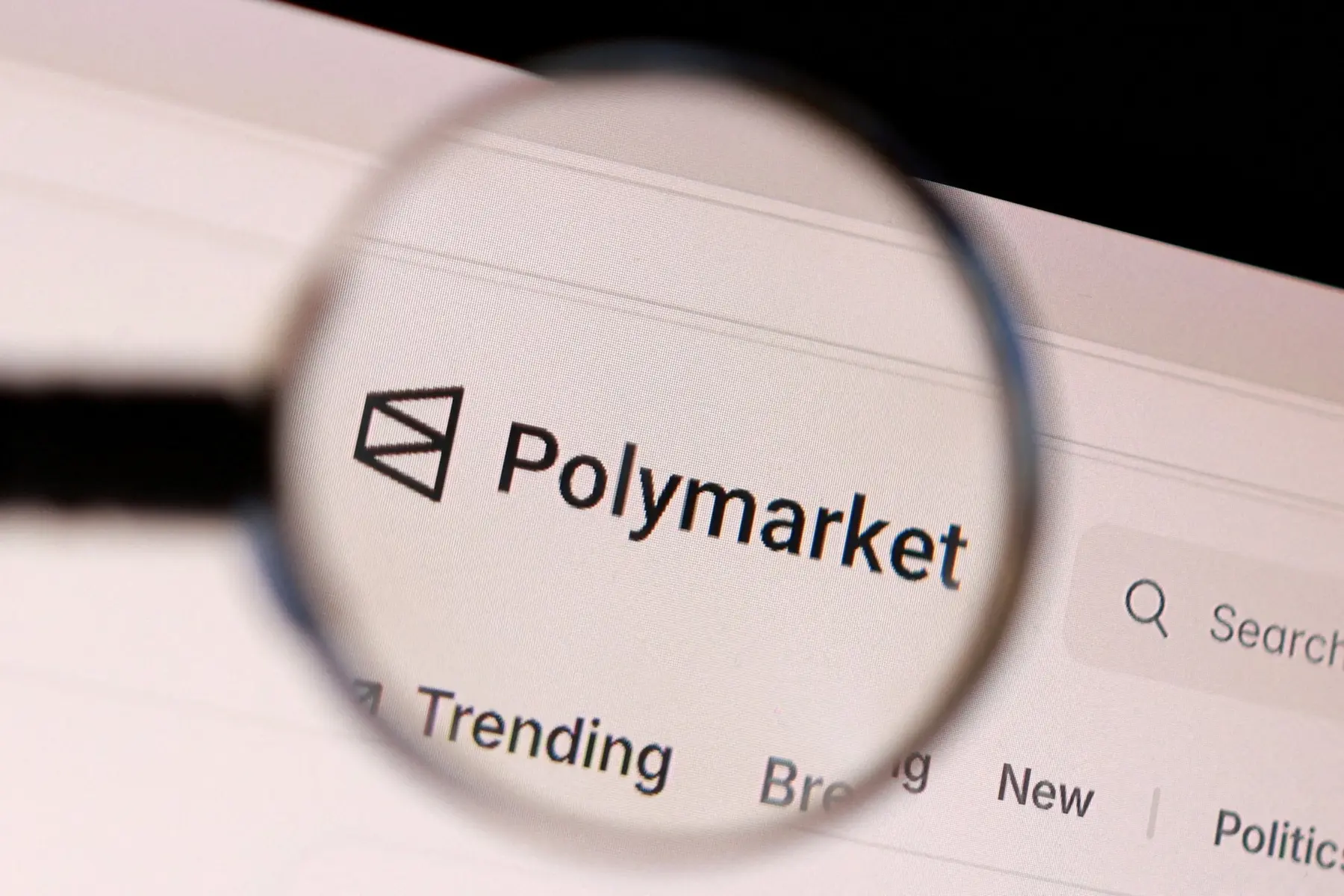 Fed October Decision Polymarket Odds: October Rate Hike Sits at 64%