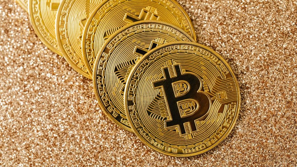 彭博分析师爆2大关键日子现货ETF将获批 与早前感恩节前披露说法一致