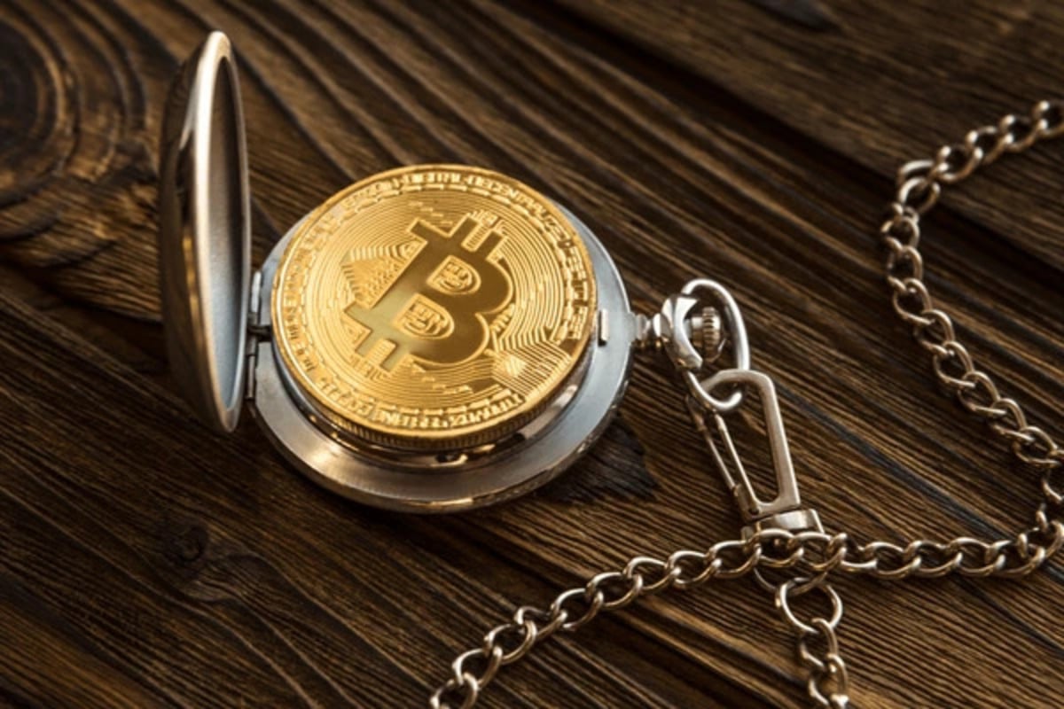 El precio de Bitcoin cae hacia los 42,000 dólares