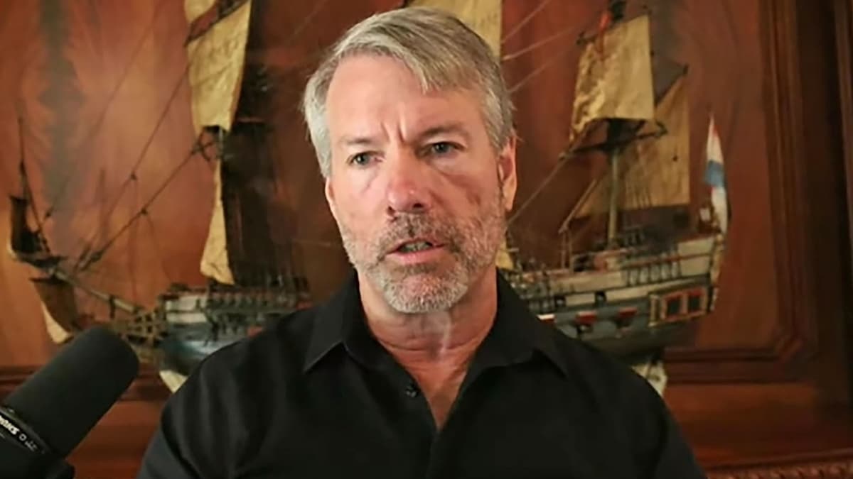 Michael Saylor advierte sobre nuevas estafas con criptomonedas que usan IA y tecnología deepfakes