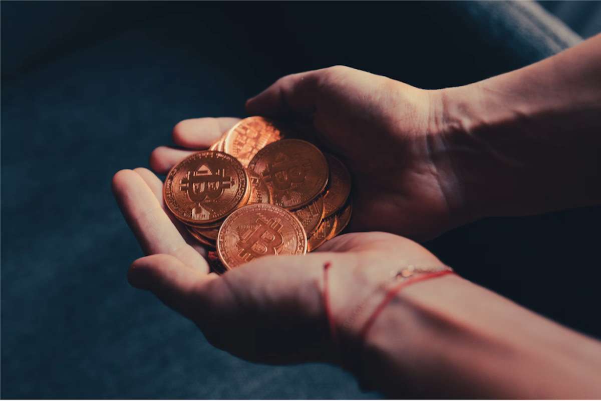 intereses regulacion de las criptomonedas
