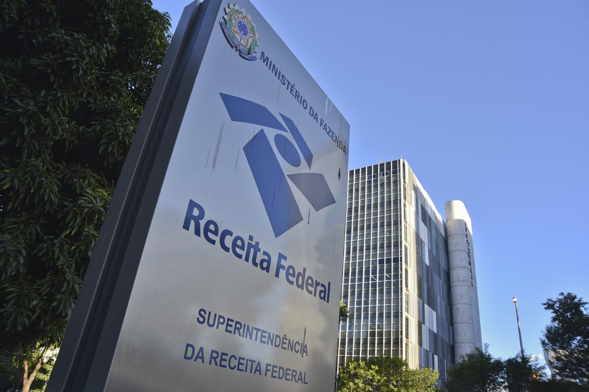 Receita e PF fazem operação contra importação ilegal com criptomoedas