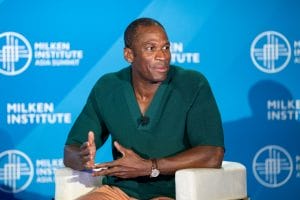 Bilionário cripto Arthur Hayes lança programa de subsídios para financiar desenvolvedores do Bitcoin Core