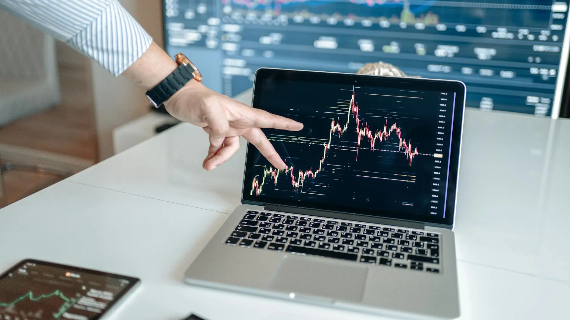 Bitcoin trading interface displaying price charts and trade options.