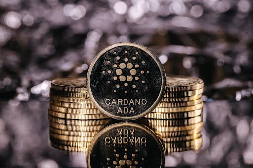 ADA koers klaar voor doorbraak: $0,80 in zicht – wanneer stijgt Cardano?